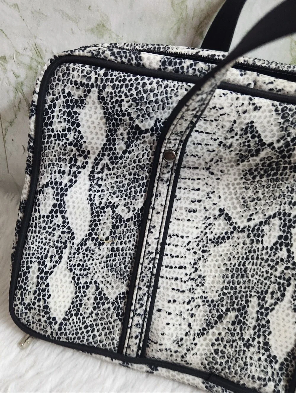 Basics Toiletry Travel Bag
